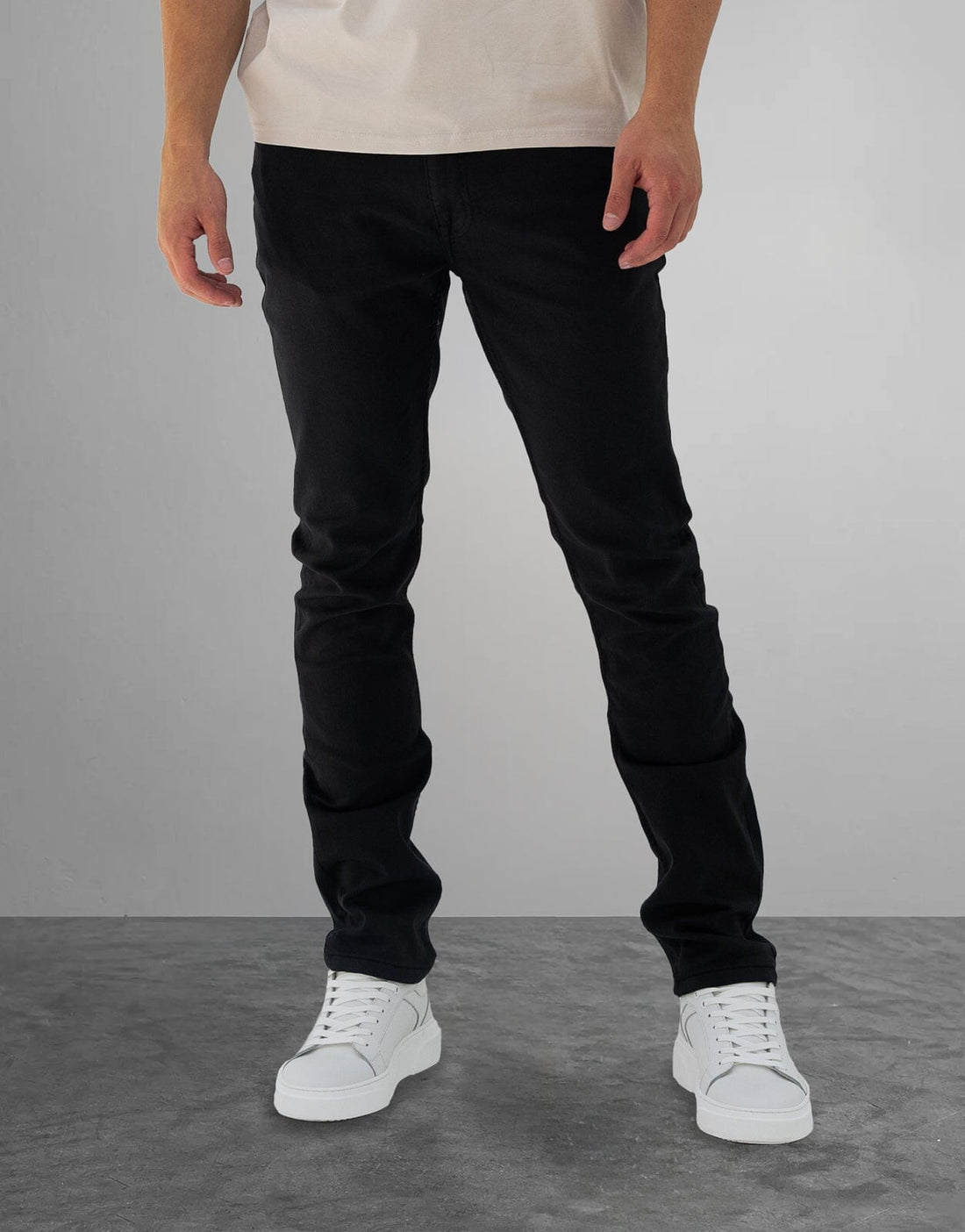 Fade Iconic Graphite Black Jeans