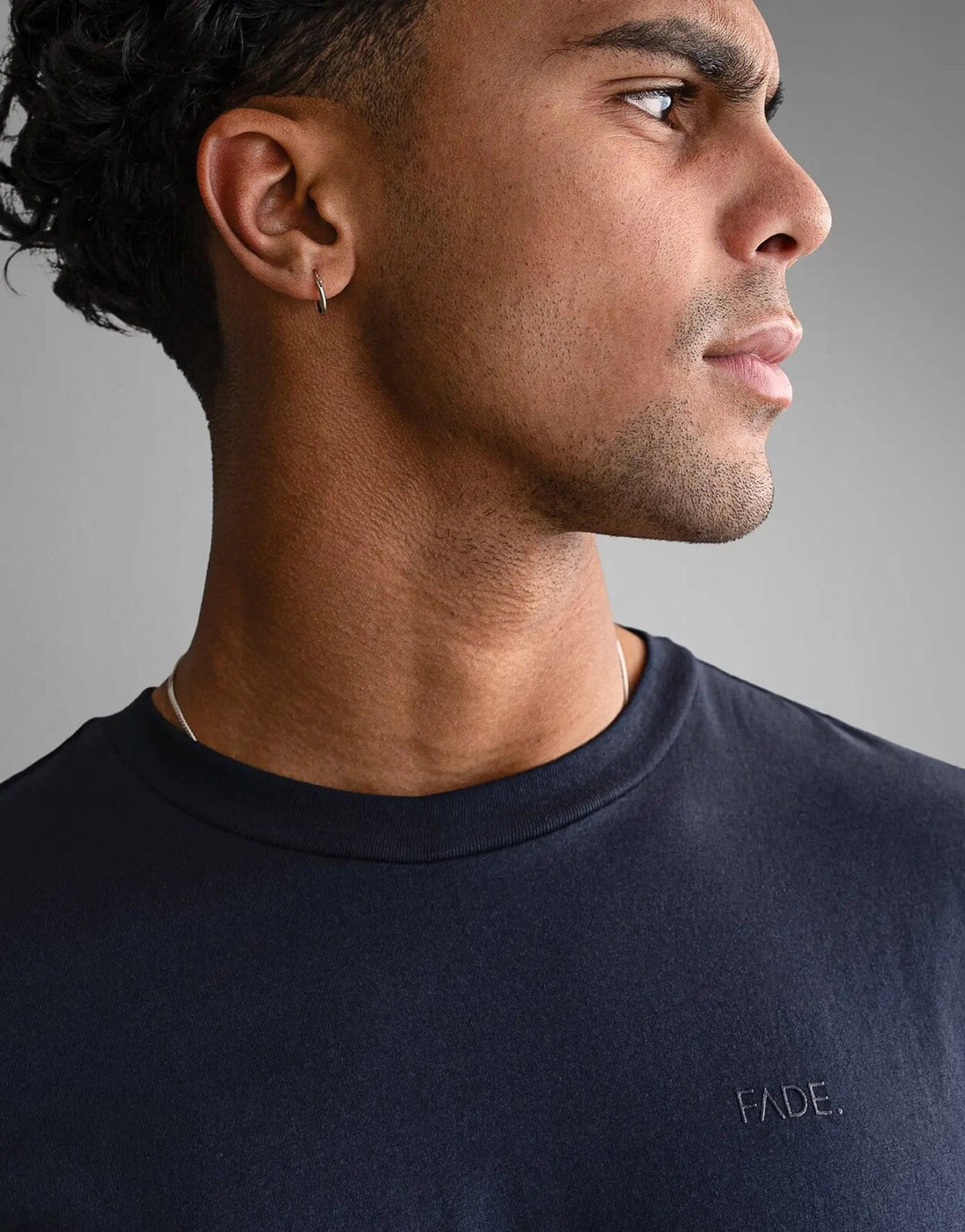 Fade Essential Navy T-Shirt