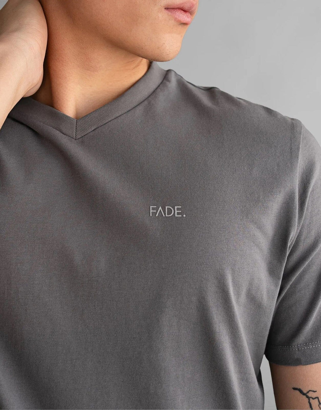 Fade Essential V-Neck Grey T-Shirt