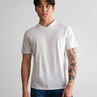 Fade Essential V-Neck White T-Shirt