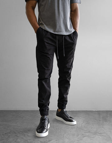 Fade Essential Cuffed Jogger Black